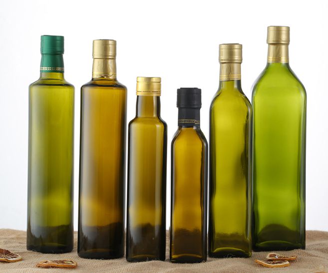 Olive oil bottles in Bulk